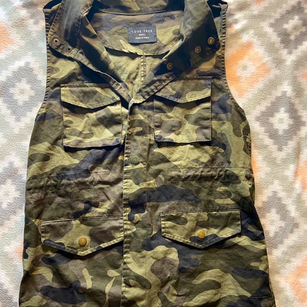 Camouflage Jacket/Vest